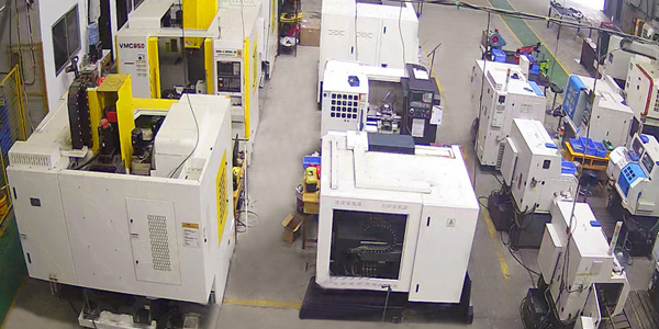 巨偉鈦業專注于鈦合金方塊、鈦合金餅、鈦合金環、鈦合金法蘭等鈦鍛件的研究及生產，產品性能穩定，應用廣泛。